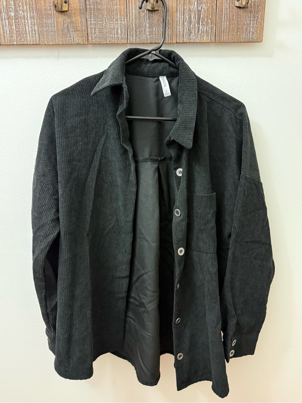 Zenana Outfitters Black Corduroy Lightweight Shirt Jacket